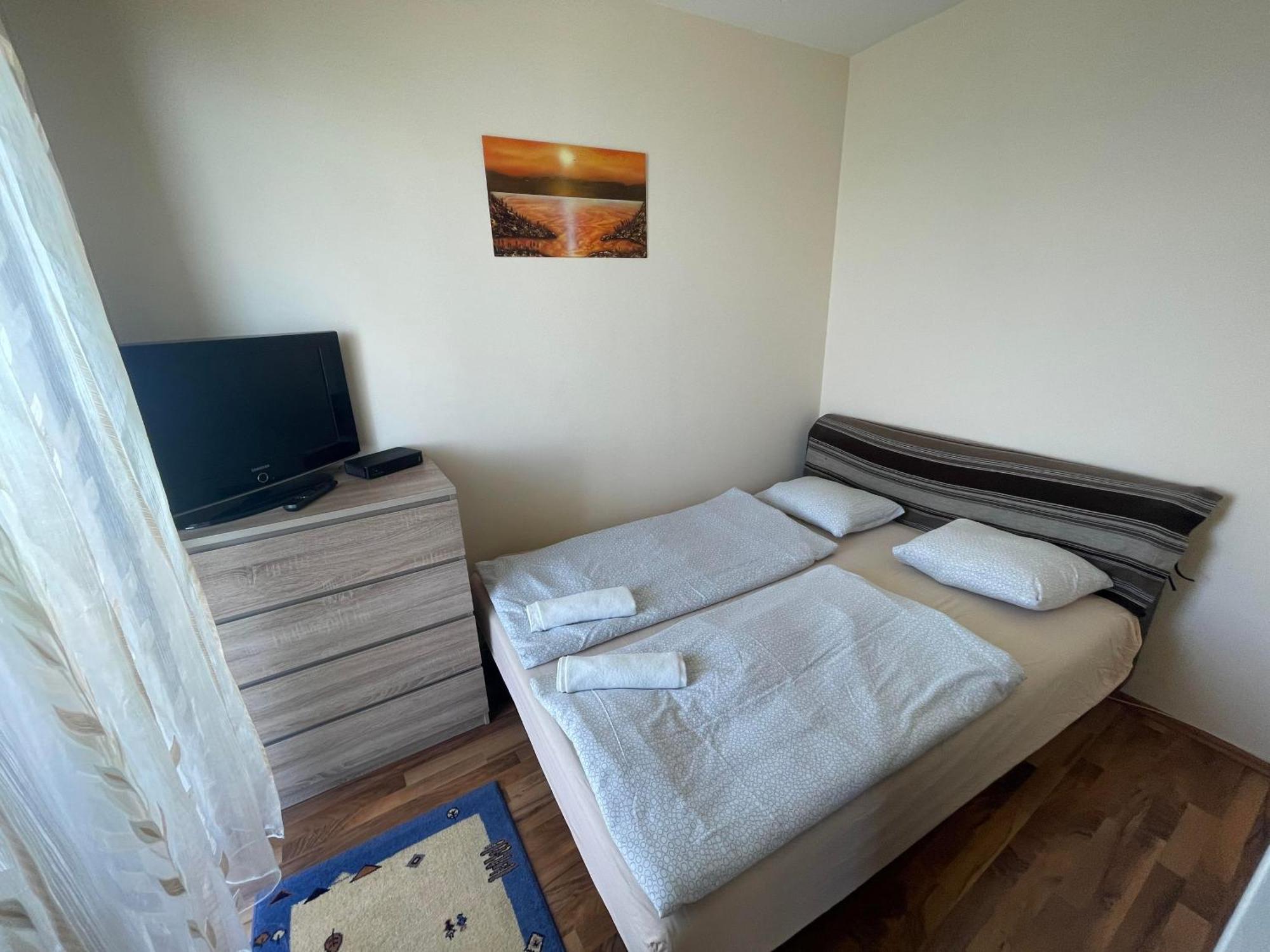 Club218 Holiday Apartman Siofok Exterior photo