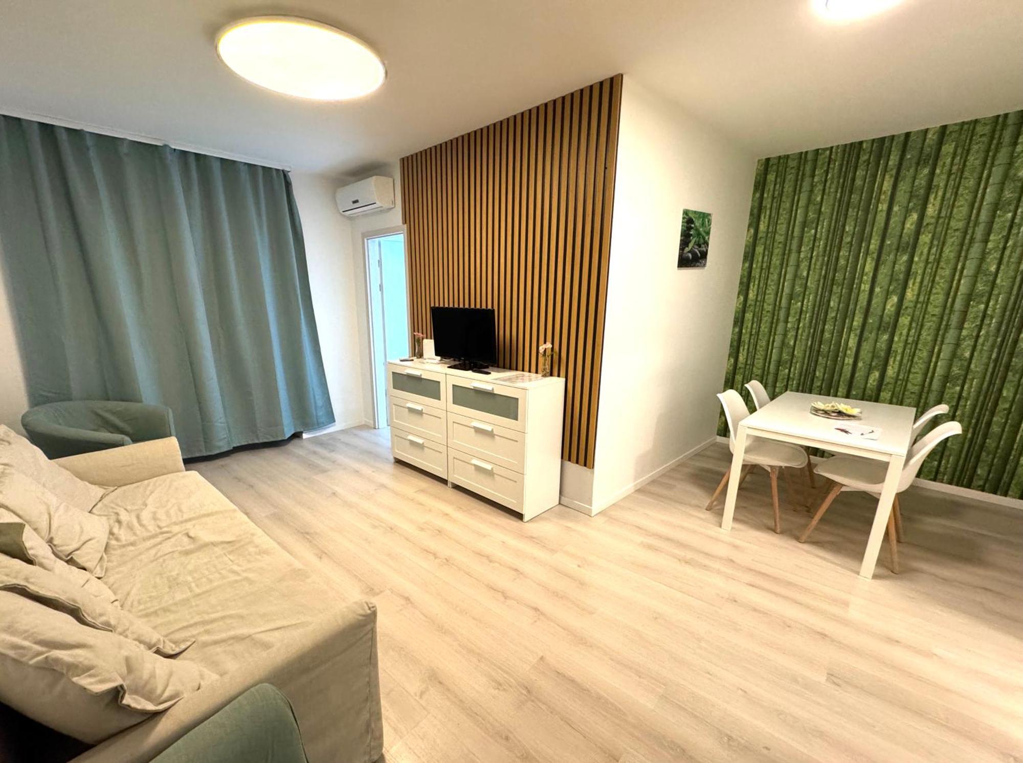 Club218 Holiday Apartman Siofok Exterior photo